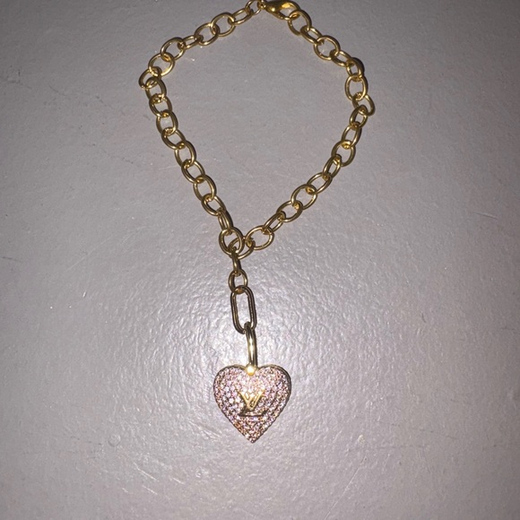 Brand new upcycled Louis Vuitton Gold Heart Pendant Bracelet - Picture 4 of 5